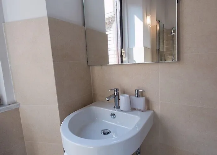 Campo Marzio Charming Oda ve Kahvaltı 4*
